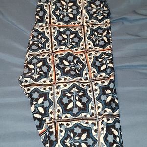 Patchwork pattern leggings